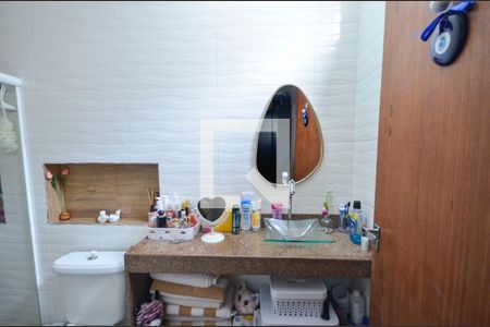 Casa para alugar com 152m², 2 quartos e sem vagaBanheiro da Suíte
