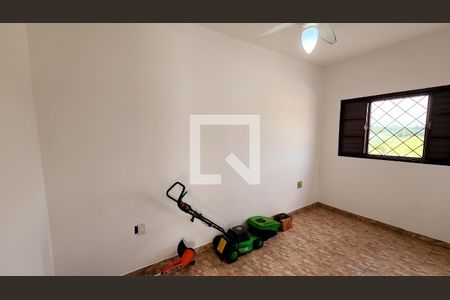 Casa à venda com 500m², 3 quartos e NaN vagas Casa à venda com 500m², 3 quartos e NaN vagasQuarto 2