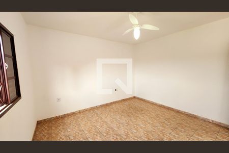 Casa à venda com 500m², 3 quartos e NaN vagas Casa à venda com 500m², 3 quartos e NaN vagasQuarto Suíte