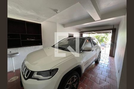 Casa à venda com 350m², 3 quartos e 6 vagas Casa à venda com 350m², 3 quartos e 6 vagasGaragem 2