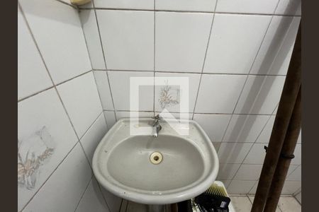 Casa à venda com 350m², 3 quartos e 6 vagas Casa à venda com 350m², 3 quartos e 6 vagasBanheiro 3