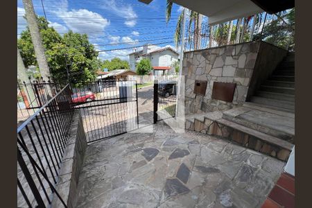 Casa à venda com 350m², 3 quartos e 6 vagas Casa à venda com 350m², 3 quartos e 6 vagasÁrea comum