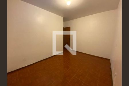 Casa à venda com 350m², 3 quartos e 6 vagas Casa à venda com 350m², 3 quartos e 6 vagasQuarto 1