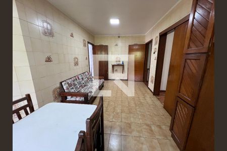 Casa à venda com 350m², 3 quartos e 6 vagas Casa à venda com 350m², 3 quartos e 6 vagasCozinha