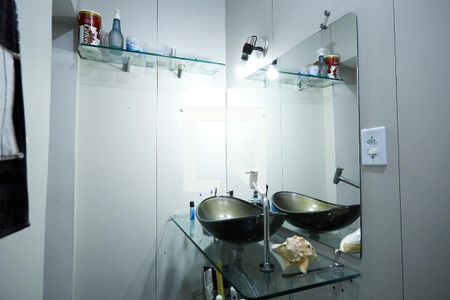 Casa à venda com 300m², 1 quarto e 4 vagasBanheiro