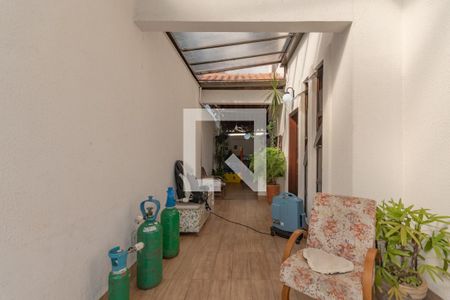 Casa à venda com 280m², 4 quartos e 3 vagasEntradaVaranda