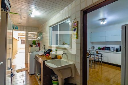 Casa à venda com 248m², 4 quartos e 2 vagas Casa à venda com 248m², 4 quartos e 2 vagasÁrea de Serviço