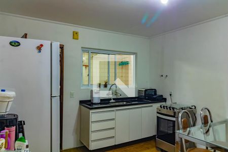 Casa à venda com 248m², 4 quartos e 2 vagas Casa à venda com 248m², 4 quartos e 2 vagasCozinha