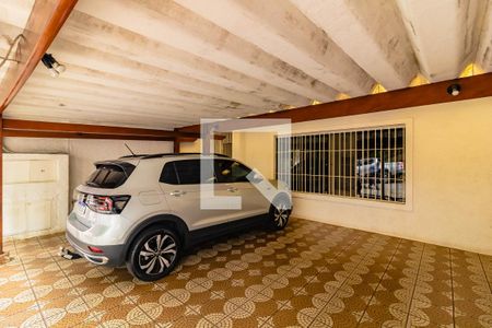 Casa à venda com 248m², 4 quartos e 2 vagas Casa à venda com 248m², 4 quartos e 2 vagasGaragem