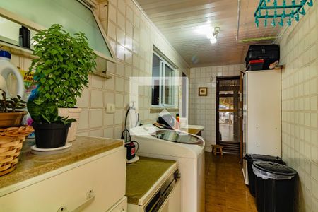 Casa à venda com 248m², 4 quartos e 2 vagas Casa à venda com 248m², 4 quartos e 2 vagasÁrea de Serviço