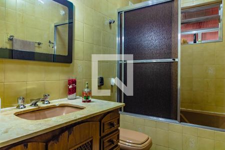 Casa à venda com 248m², 4 quartos e 2 vagas Casa à venda com 248m², 4 quartos e 2 vagasBanheiro casa 2