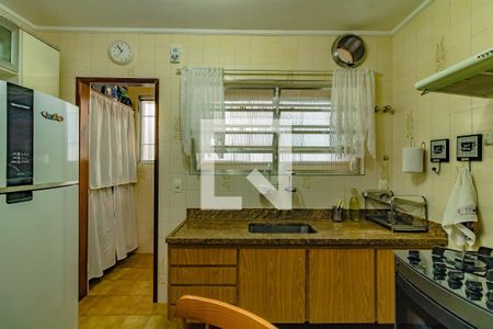 Casa à venda com 248m², 4 quartos e 2 vagas Casa à venda com 248m², 4 quartos e 2 vagasCozinha casa 2