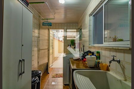 Casa à venda com 248m², 4 quartos e 2 vagas Casa à venda com 248m², 4 quartos e 2 vagasÁrea de Serviço