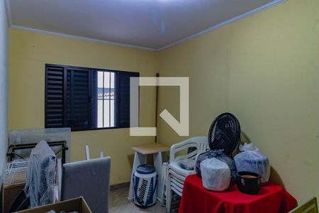 Casa à venda com 248m², 4 quartos e 2 vagas Casa à venda com 248m², 4 quartos e 2 vagasQuarto 1 casa 3