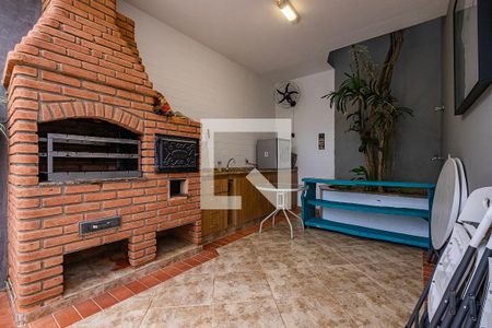 Casa à venda com 300m², 3 quartos e 4 vagasQuintal