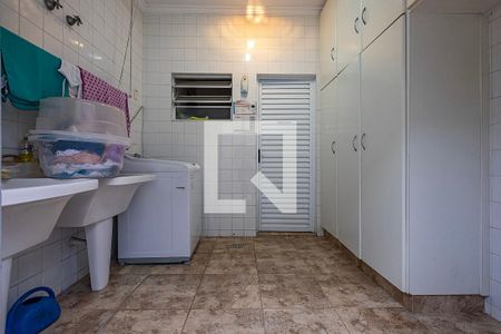 Casa à venda com 300m², 3 quartos e 4 vagasQuintal - Lavanderia