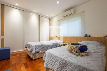 Casa à venda com 300m², 3 quartos e 4 vagasSuíte 3