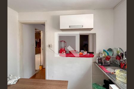 Casa à venda com 180m², 4 quartos e 2 vagasCasa 3- Cozinha