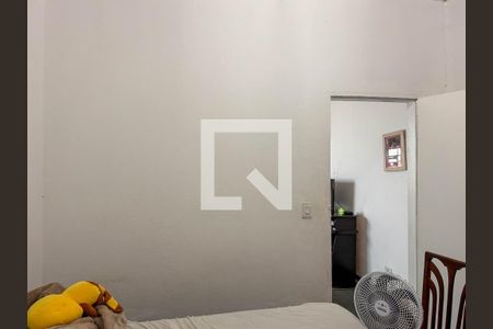 Casa à venda com 180m², 4 quartos e 2 vagasCasa 2- Quarto