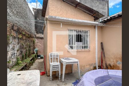 Casa à venda com 180m², 4 quartos e 2 vagasCasa 3- Quintal