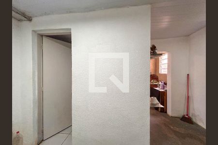 Casa à venda com 180m², 4 quartos e 2 vagasCasa 1- Banheiro