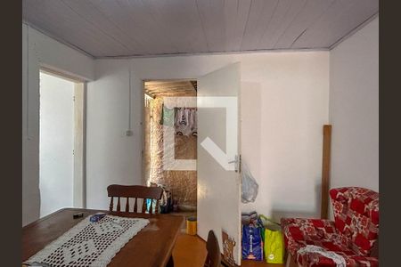 Casa à venda com 180m², 4 quartos e 2 vagasCasa 3- Cozinha