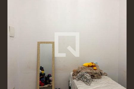 Casa à venda com 180m², 4 quartos e 2 vagasCasa 2- Quarto