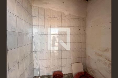 Casa à venda com 180m², 4 quartos e 2 vagasCasa 2- Quarto de serviço