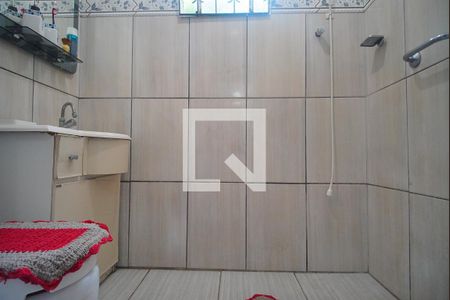 Casa à venda com 286m², 4 quartos e 2 vagasBanheiro da Suíte