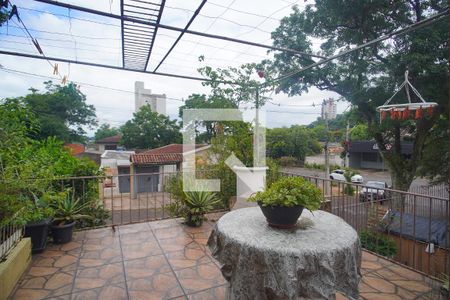 Casa à venda com 286m², 4 quartos e 2 vagasVaranda