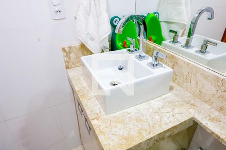 Apartamento à venda com 63m², 3 quartos e 1 vaga Apartamento à venda com 63m², 3 quartos e 1 vagaBanheiro