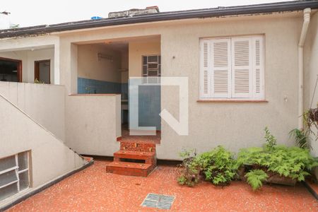 Casa à venda com 260m², 3 quartos e 2 vagas Casa à venda com 260m², 3 quartos e 2 vagasQuintal