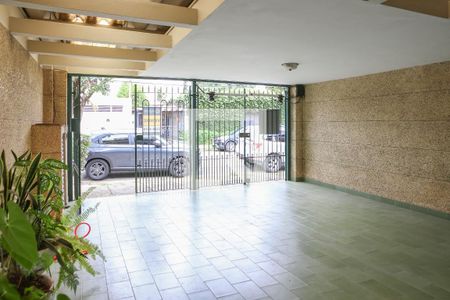 Casa à venda com 260m², 3 quartos e 2 vagas Casa à venda com 260m², 3 quartos e 2 vagasGaragem