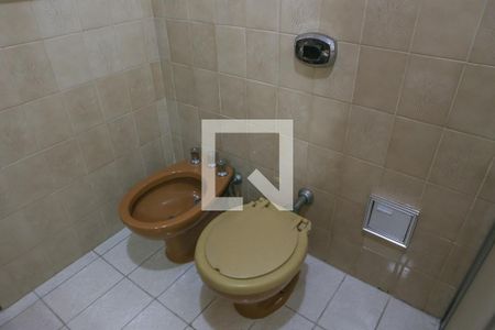 Casa à venda com 260m², 3 quartos e 2 vagas Casa à venda com 260m², 3 quartos e 2 vagasBanheiro da Suíte