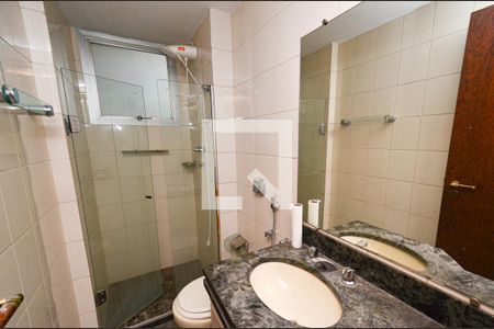 Apartamento à venda com 115m², 3 quartos e 2 vagas Apartamento à venda com 115m², 3 quartos e 2 vagasBanheiro social
