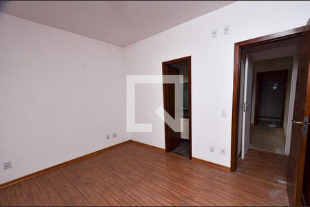 Apartamento à venda com 115m², 3 quartos e 2 vagas Apartamento à venda com 115m², 3 quartos e 2 vagasSuite