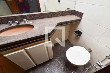 Apartamento à venda com 115m², 3 quartos e 2 vagas Apartamento à venda com 115m², 3 quartos e 2 vagasBanheiro suite