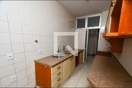 Apartamento à venda com 115m², 3 quartos e 2 vagas Apartamento à venda com 115m², 3 quartos e 2 vagasCozinha