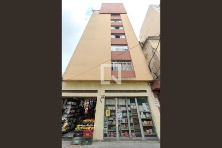 Studio para alugar com 30m², 1 quarto e sem vaga Studio para alugar com 30m², 1 quarto e sem vagaFachada