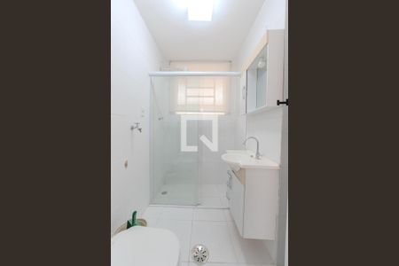 Banheiro de kitnet/studio para alugar com 1 quarto, 30m² em Bela Vista, São Paulo