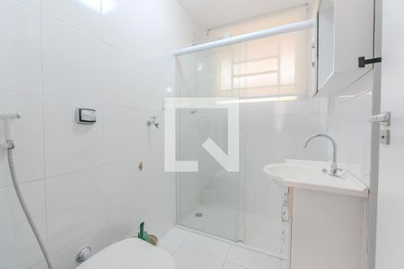 Banheiro de kitnet/studio para alugar com 1 quarto, 30m² em Bela Vista, São Paulo