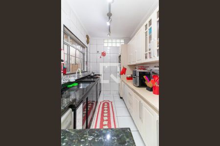 Casa à venda com 280m², 3 quartos e 2 vagas Casa à venda com 280m², 3 quartos e 2 vagasCozinha