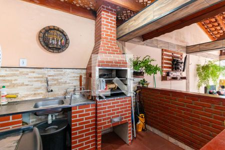 Casa à venda com 280m², 3 quartos e 2 vagas Casa à venda com 280m², 3 quartos e 2 vagasEspaço Gourmet