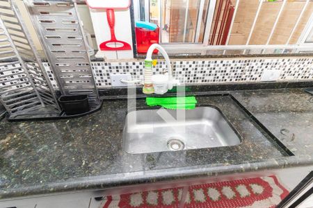 Casa à venda com 280m², 3 quartos e 2 vagas Casa à venda com 280m², 3 quartos e 2 vagasCozinha - Torneira