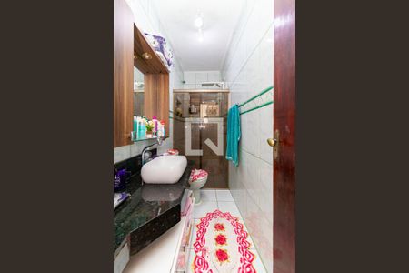 Casa à venda com 280m², 3 quartos e 2 vagas Casa à venda com 280m², 3 quartos e 2 vagasBanheiro Social