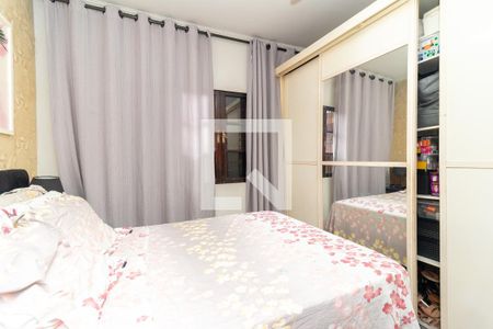 Casa à venda com 280m², 3 quartos e 2 vagas Casa à venda com 280m², 3 quartos e 2 vagasQuarto 1