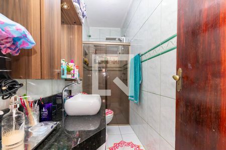 Casa à venda com 280m², 3 quartos e 2 vagas Casa à venda com 280m², 3 quartos e 2 vagasBanheiro Social