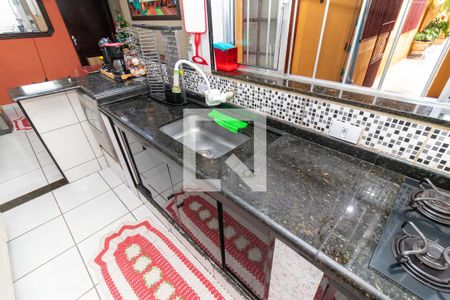 Casa à venda com 280m², 3 quartos e 2 vagas Casa à venda com 280m², 3 quartos e 2 vagasCozinha