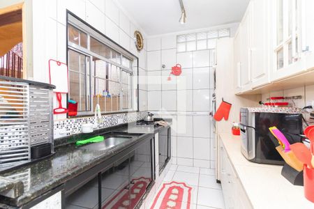 Casa à venda com 280m², 3 quartos e 2 vagas Casa à venda com 280m², 3 quartos e 2 vagasCozinha