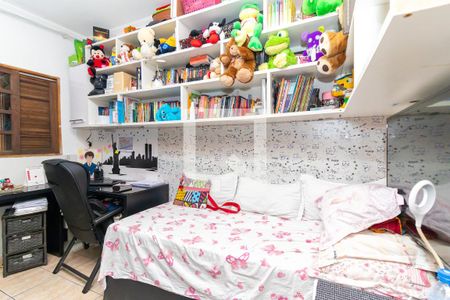 Casa à venda com 280m², 3 quartos e 2 vagas Casa à venda com 280m², 3 quartos e 2 vagasQuarto 2